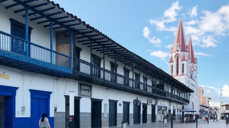 Certificación RETIE La Ceja